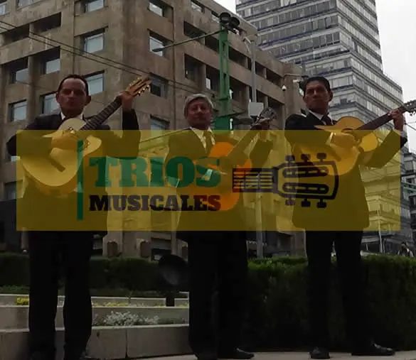 trio romántico en Benito Juárez 